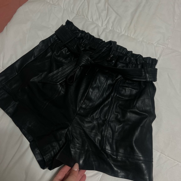 SILENT leather shorts - Picture 15 of 15